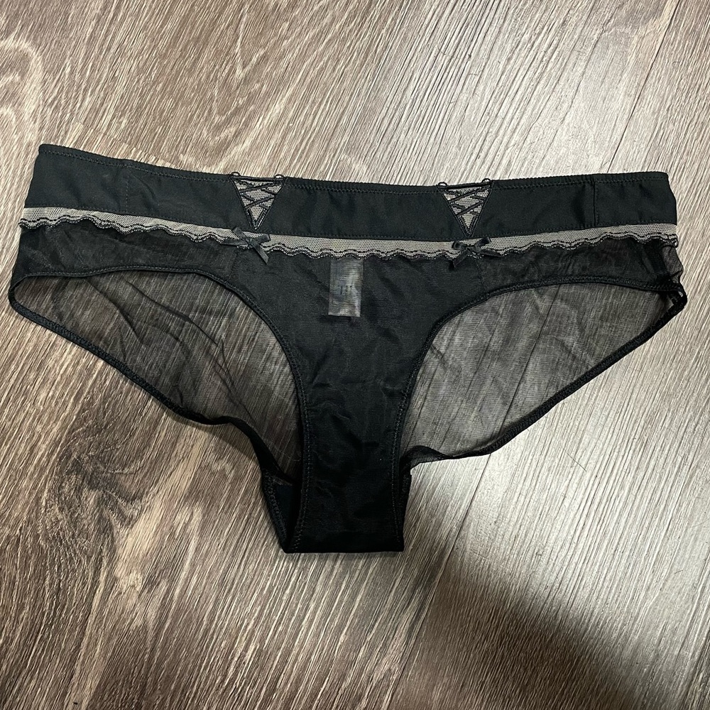 👠Etam👠Sexy Corset Embroidery Hipster - Italian 42 (Technically L, more like M)